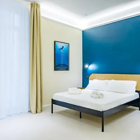 Apartament Modern Spacious In The Heart Of Neapol