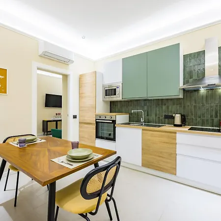 Apartament Modern Spacious In The Heart Of