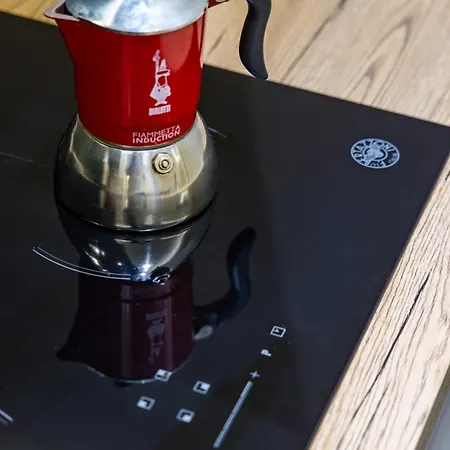 Modern Spacious In The Heart Of Apartament *