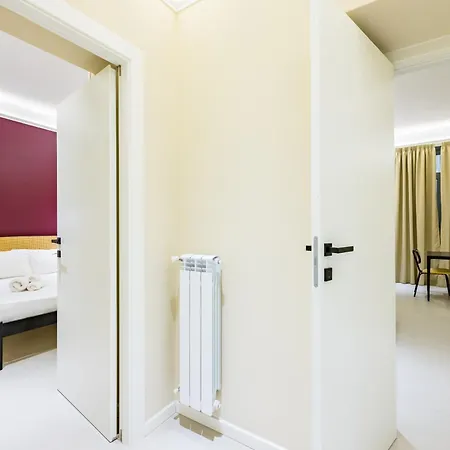 Apartament Modern Spacious In The Heart Of *