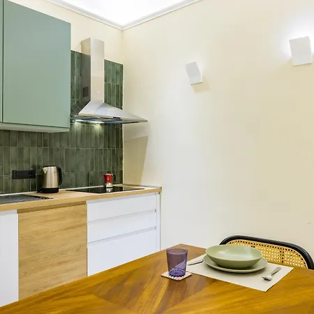 Modern Spacious In The Heart Of * Neapol