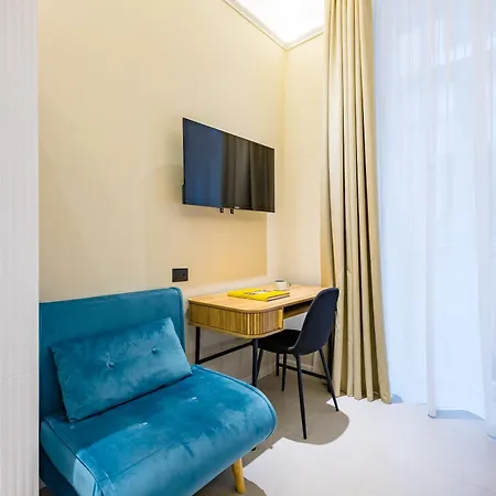 Modern Spacious In The Heart Of *