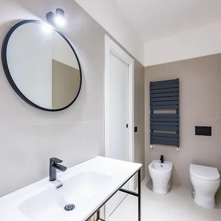 Modern Spacious In The Heart Of